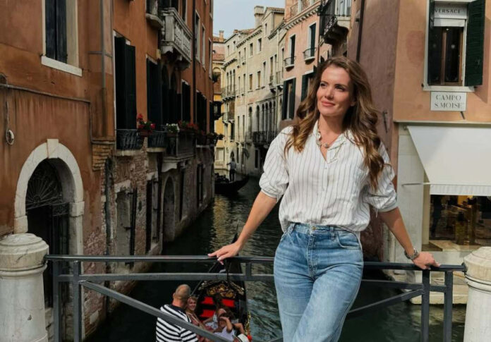 dae55eb55f069f1688636d31a607265a L.jpg