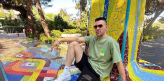 e50479450f9b40340295983ee3becc51 L.jpg