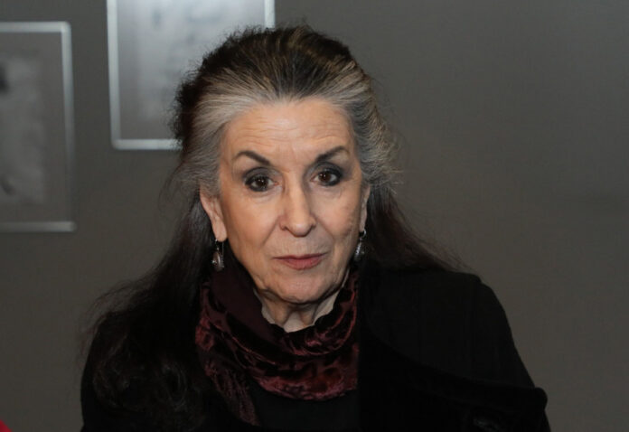 ec6c6df6345ff2131a7109ba65b0c039 L.jpg