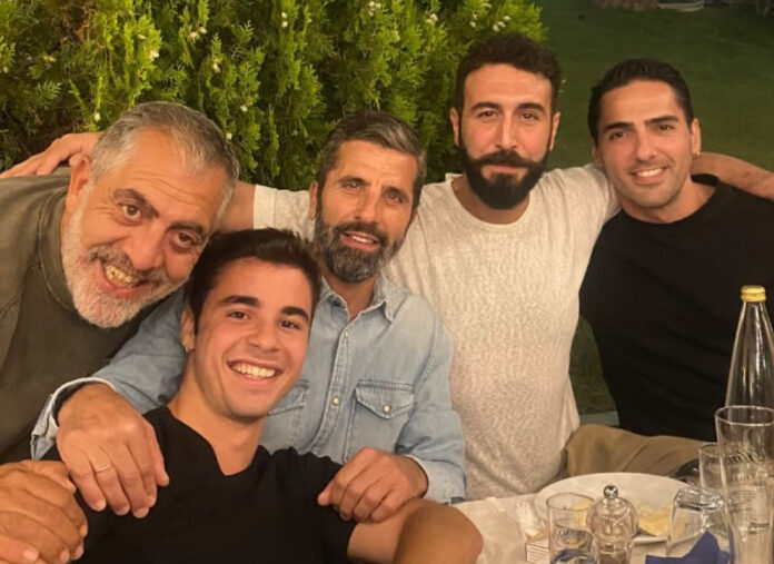 edb03f06142abadecc88b95b37c6fbc4 L.jpg edb03f06142abadecc88b95b37c6fbc4 L.jpg