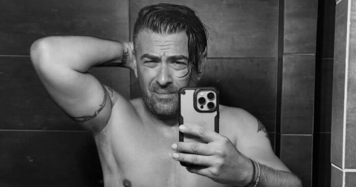 f6dec86b33675ce84d4b7950257fdaf5 L.jpg