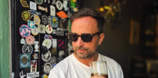 fdbd8f131fc706f0c04913f1bd64c2d5 L.jpg