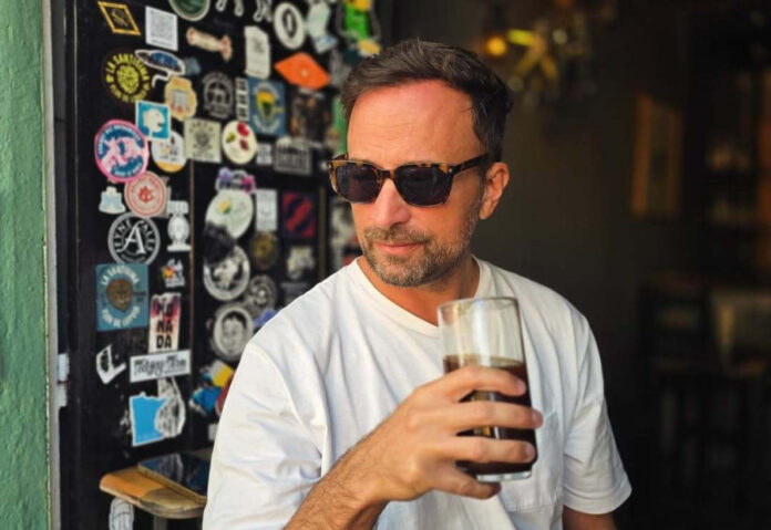 fdbd8f131fc706f0c04913f1bd64c2d5 L.jpg