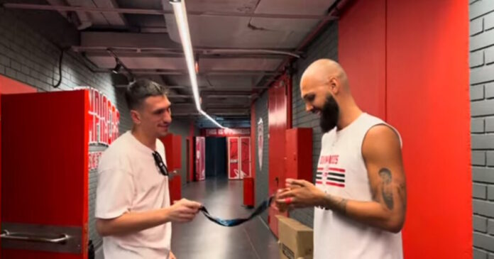 fournie 1200x630.jpg