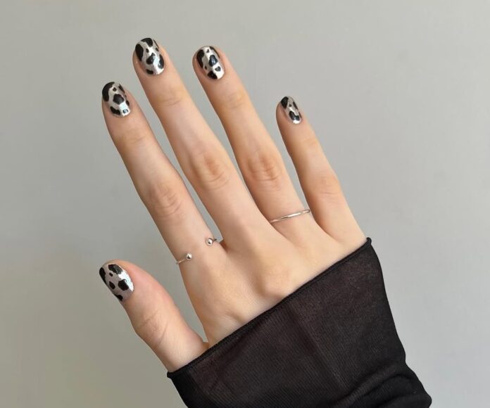 manikiour e1758291038652.jpg