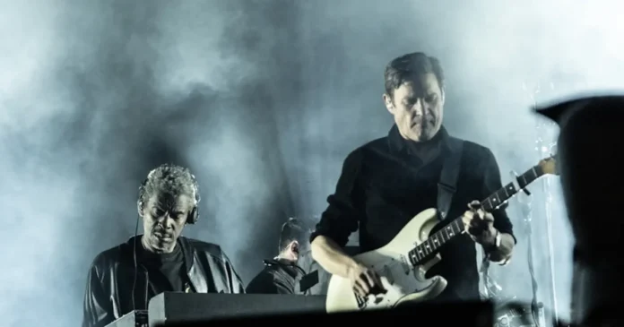 massiveattack apempe 1200x630.webp.webp