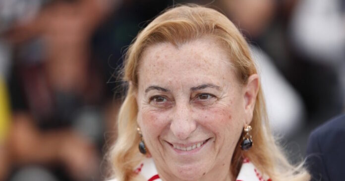 miucciaprada apempe 1200x630.jpg