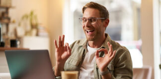 oikonomiki epitychia.jpg