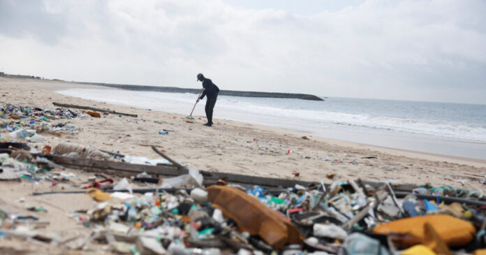 sea skoupidia reuters 1200x630.jpg