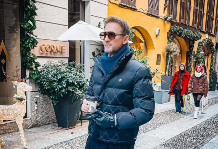 08f425bbb65e1a8574a91b2923932f4c L.jpg