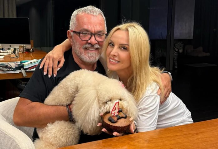 0a896ce2667a33d9d114e1be3be51246 L.jpg