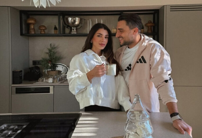 0d85ef1b4c46788ce7b083c923b8f536 L.jpg