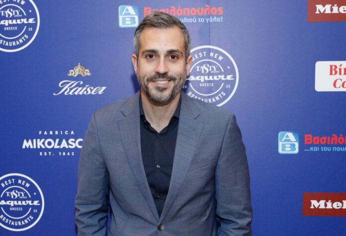 112aadf6240a87d1a3f18c5ec8baf0ec L.jpg