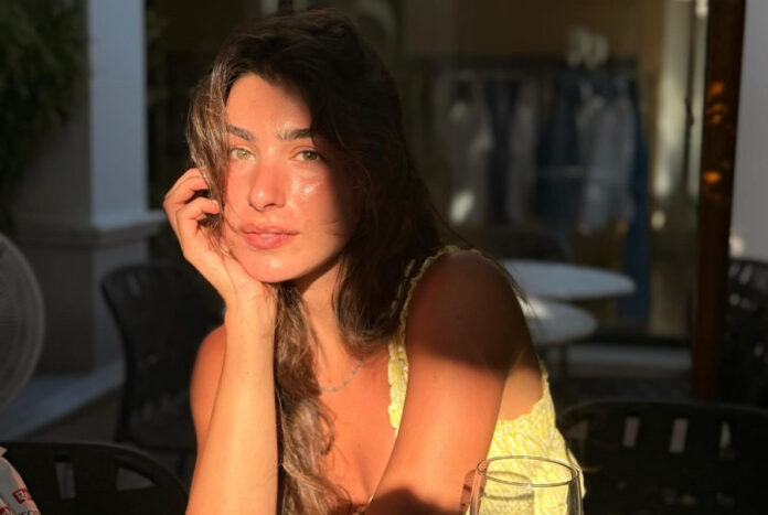 179e0368ea9d3ed8f6de9405b39b7c43 L.jpg