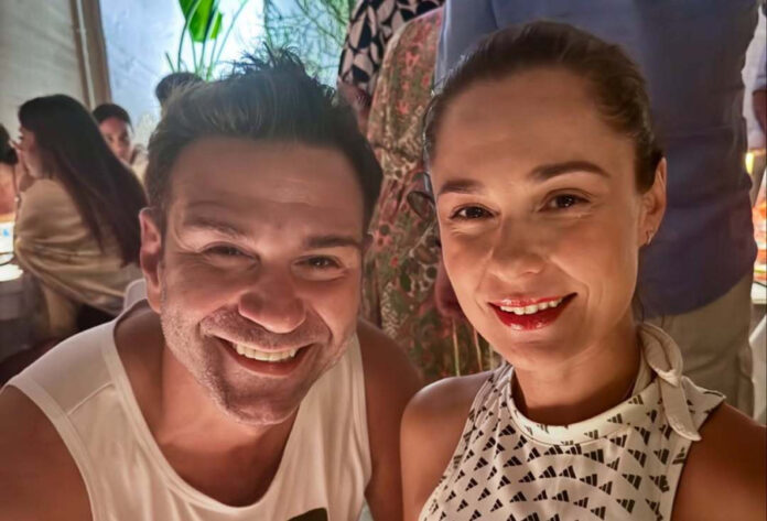 18376d264bf7bcac4b606702bfb0dbf5 L.jpg