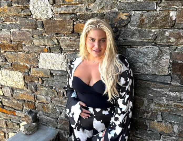 19a8a6aa71c3663de0ebd967e780675a L.jpg