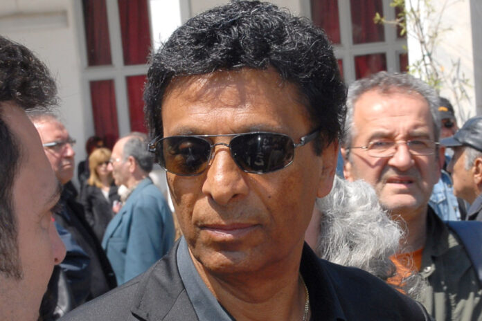 1ba25f274a45a3c08a911a9c72a7af4c L.jpg 1ba25f274a45a3c08a911a9c72a7af4c L.jpg