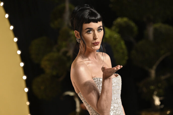 2472bd36342557f06c349b70605eb706 L.jpg 2472bd36342557f06c349b70605eb706 L.jpg