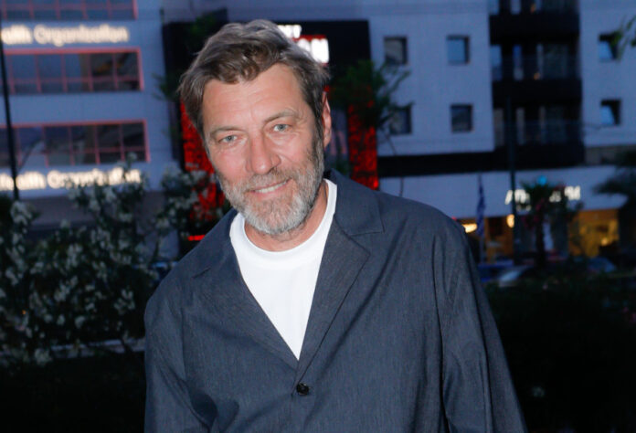 363b7ea3c2bad60572fd5ad0c9f3311c L.jpg