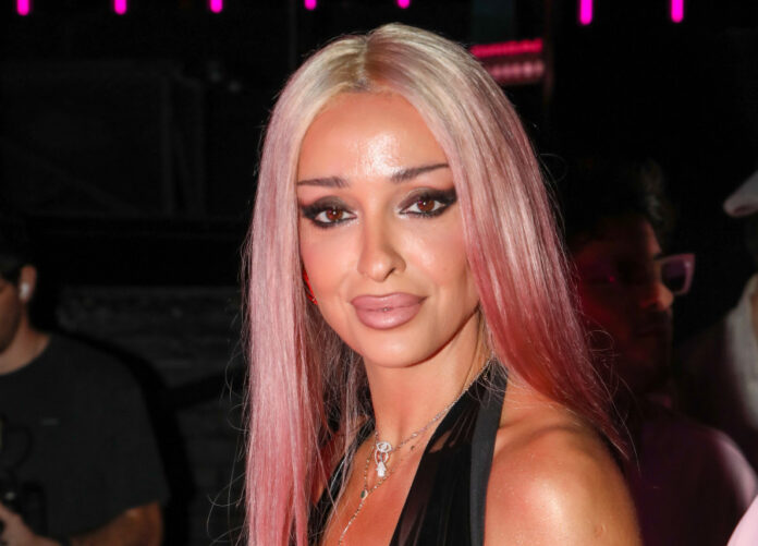 37582a98d8848448fb6de38f72888faa L.jpg