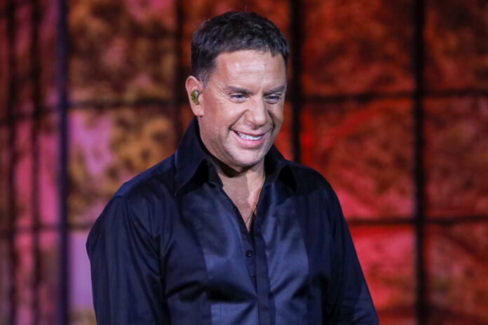 4690ff11a2fcddc880fff403cae81fdc L.jpg