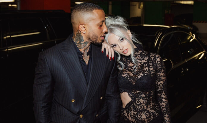 49dc4e836134eab5cddfa5d8627a3af6 L.jpg