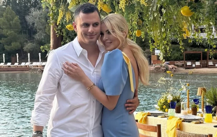 4db982b5ce48e4c1eb8e27d425c4c54a L.jpg