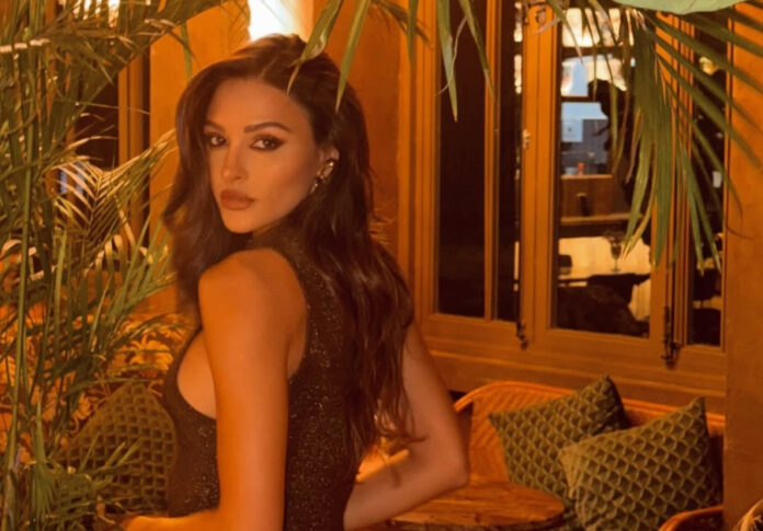 50c00afc3f655ec49d9e99a7f87248a1 L.jpg