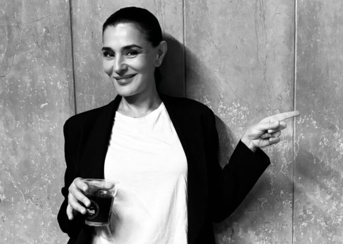 56259951109dce5cdc0715374fc5e82f L.jpg