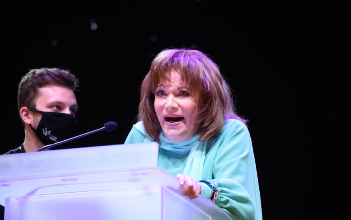 6179333efc1a9d8078b22d676a7c0a09 L.jpg