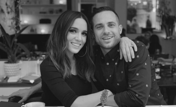 6537676228c5623c19259051fe27f0e1 L.jpg