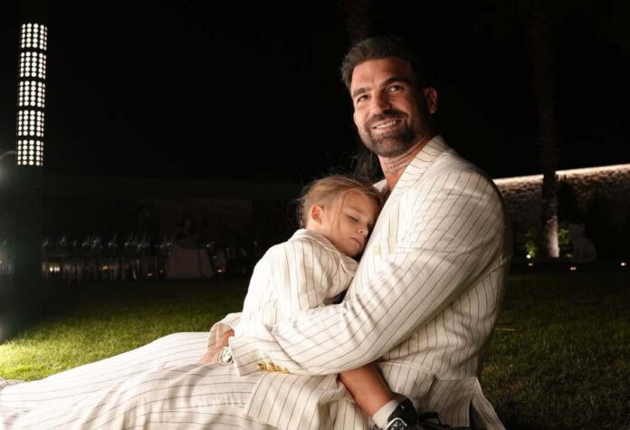 6e292542a316112d56c23f92b2e99482 L.jpg