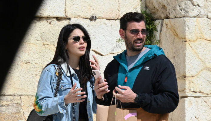 719329d541063f6f7657a5853d436bbd L.jpg