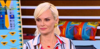 741386e4472708e3a198947e6471d519 L.jpg