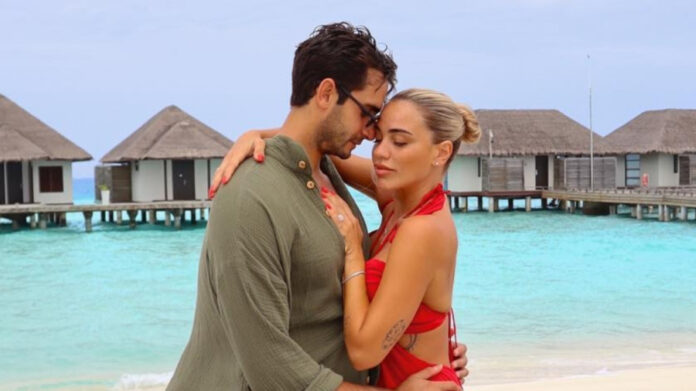 76de1fb2479ae0bf6208857015ecdd17 L.jpg