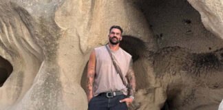 81b60ecd3c3e12f73c88cfe994e8f7b2 L.jpg