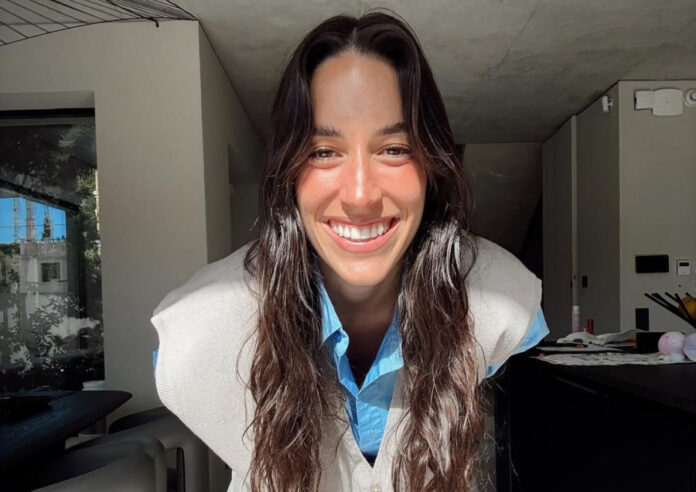 82119d733609a748550b2bb2fc27fbad L.jpg