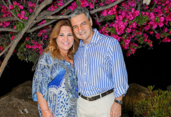 83854ab19c16bd750c6bef492149e614 L.jpg