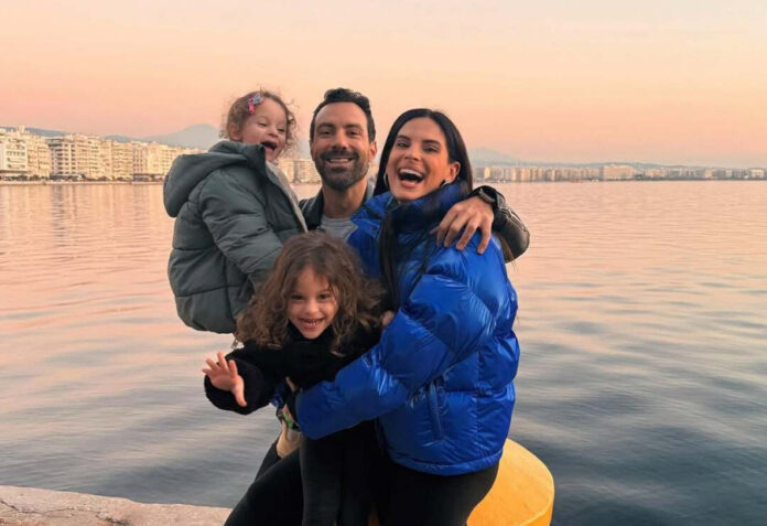 84ac254f74561b67b9cef60a0a125b98 L.jpg