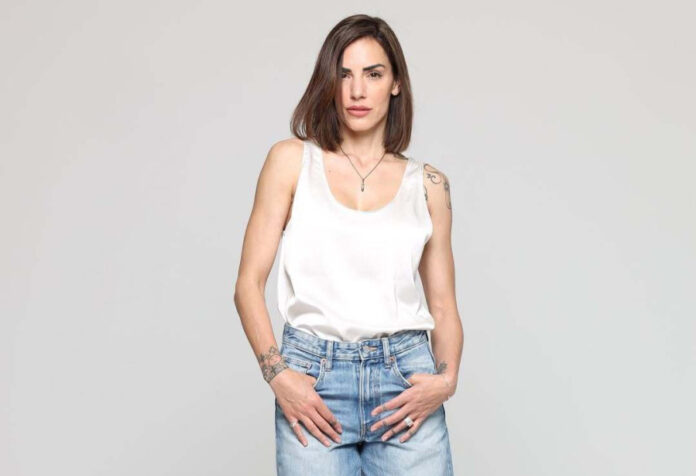 8a638c63b30fa37d8fa861100d47d93b L.jpg