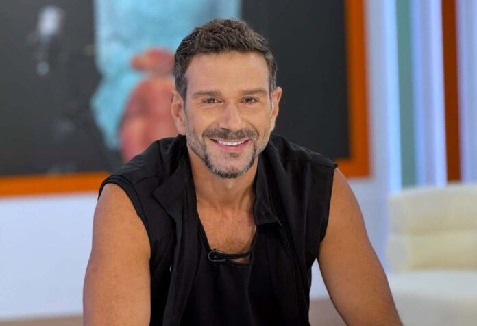 91be640d81eb7d6fed637e43d0f140d3 L.jpg