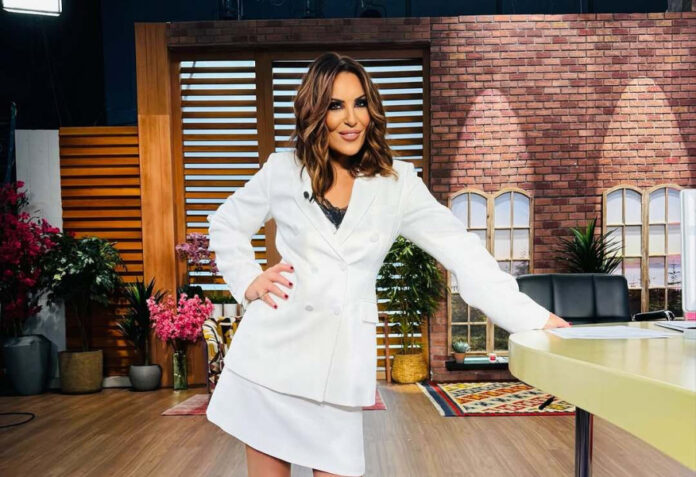 92408541768948c1c34377884fa31a52 L.jpg