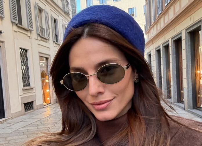 a31e0af88b2d572f0eebc4ed1f580fa0 L.jpg