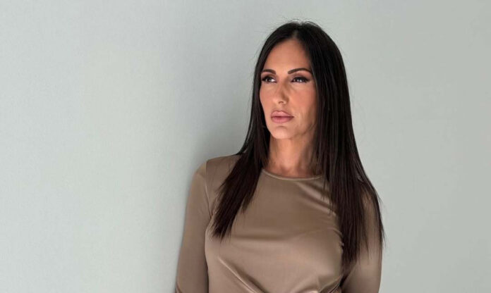 ad16f6c655599a85b9f753cbd9d8c460 L.jpg