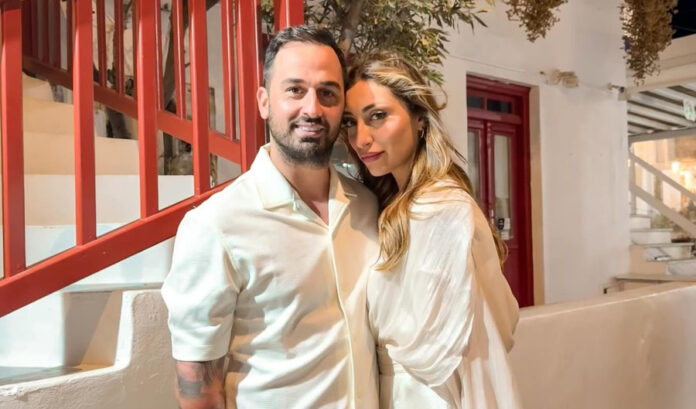 af0d0d9fd6490329067f9ffe1a51b3a6 L.jpg