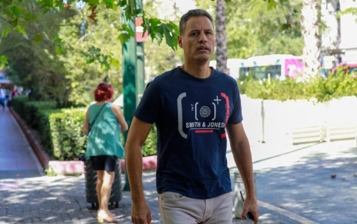 b4a1cc501da98c3e4e6a842e7b64e22f L.jpg