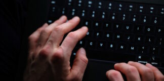 chatbots r 1200x630.jpg