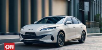 d5ed0375 seal 6 dm i sedan 4 og.jpg