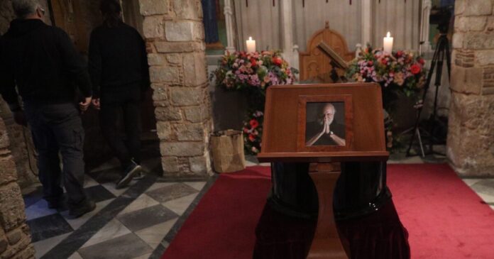 dionushs savvopoulos eurok 1 1 1200x630.jpg