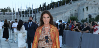 e3f8fe1be4d1b5ed1a7a023dd9633cca L.jpg